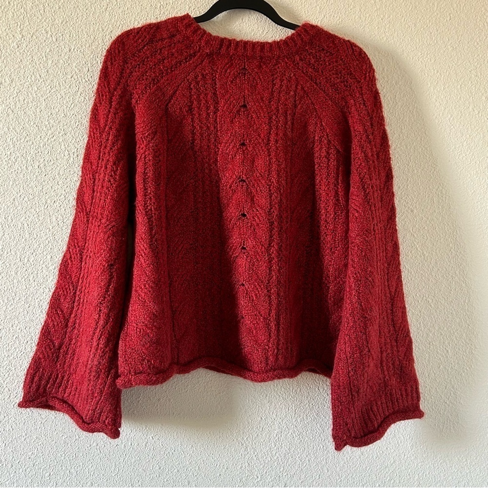 Universal Thread Women’s Knit Sweater Large Burnt Burgundy Flare Sleeves Boho - Picture 9 of 13